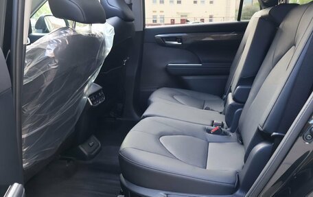 Toyota Highlander, 2026 год, 5 400 000 рублей, 26 фотография