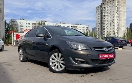 Opel Astra J, 2013 год, 1 050 000 рублей, 1 фотография