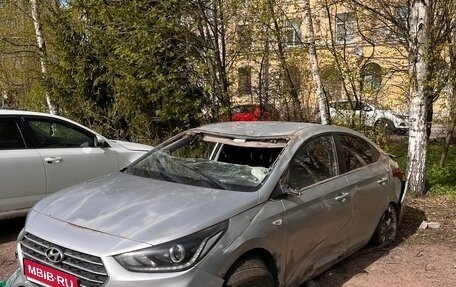 Hyundai Solaris II рестайлинг, 2017 год, 300 000 рублей, 1 фотография