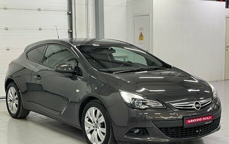 Opel Astra J, 2013 год, 799 000 рублей, 1 фотография