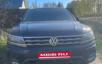 Volkswagen Tiguan II, 2017 год, 2 200 000 рублей, 1 фотография