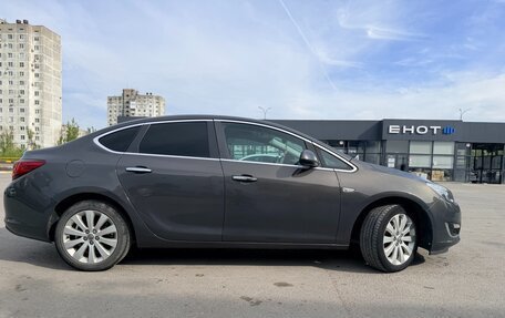Opel Astra J, 2013 год, 1 050 000 рублей, 5 фотография