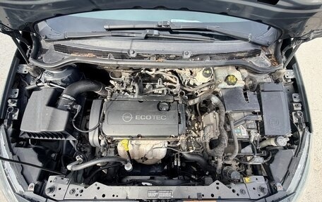 Opel Astra J, 2013 год, 1 050 000 рублей, 6 фотография