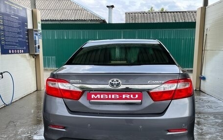 Toyota Camry, 2014 год, 1 900 000 рублей, 5 фотография