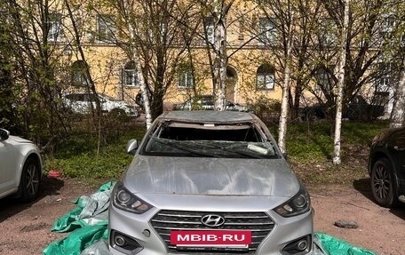 Hyundai Solaris II рестайлинг, 2017 год, 300 000 рублей, 2 фотография