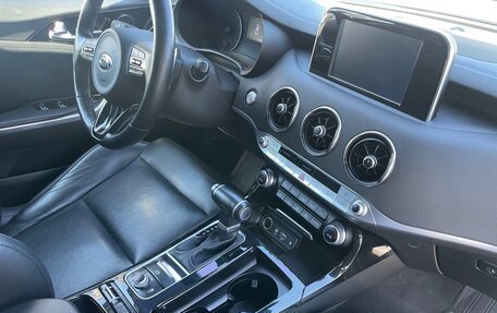KIA Stinger I, 2019 год, 2 200 000 рублей, 22 фотография