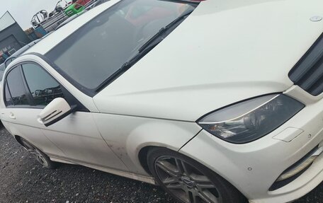 Mercedes-Benz C-Класс, 2010 год, 730 000 рублей, 3 фотография