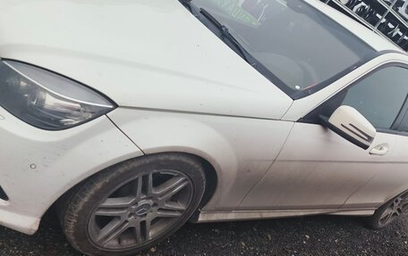 Mercedes-Benz C-Класс, 2010 год, 730 000 рублей, 2 фотография