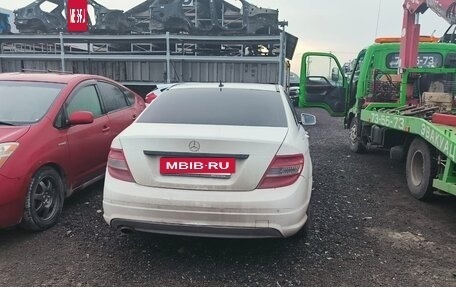 Mercedes-Benz C-Класс, 2010 год, 730 000 рублей, 4 фотография