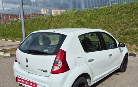 Renault Sandero I, 2013 год, 600 000 рублей, 4 фотография