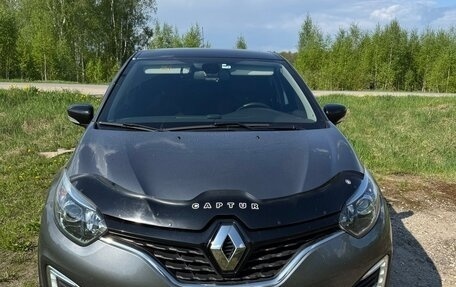 Renault Kaptur I рестайлинг, 2018 год, 1 200 000 рублей, 2 фотография