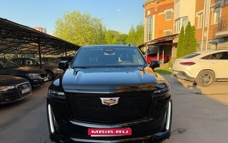 Cadillac Escalade V, 2021 год, 8 900 000 рублей, 9 фотография