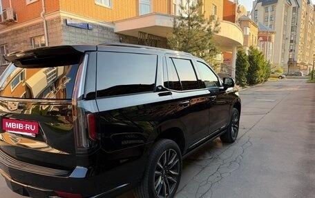 Cadillac Escalade V, 2021 год, 8 900 000 рублей, 13 фотография
