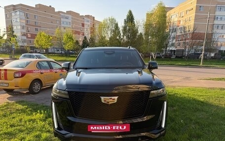 Cadillac Escalade V, 2021 год, 8 900 000 рублей, 2 фотография