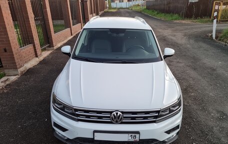 Volkswagen Tiguan II, 2017 год, 2 299 000 рублей, 5 фотография