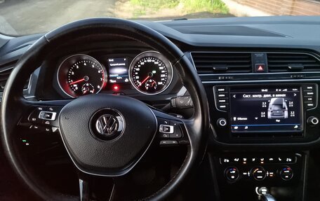 Volkswagen Tiguan II, 2017 год, 2 299 000 рублей, 9 фотография