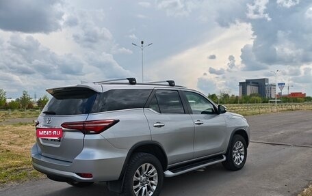 Toyota Fortuner II, 2022 год, 6 200 000 рублей, 2 фотография