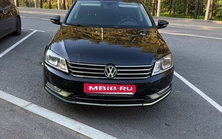 Volkswagen Passat B7, 2013 год, 800 000 рублей, 7 фотография