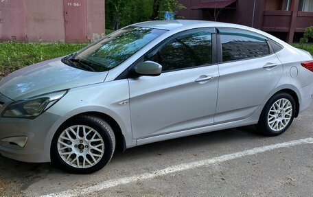 Hyundai Solaris II рестайлинг, 2016 год, 1 050 000 рублей, 10 фотография