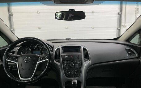 Opel Astra J, 2013 год, 799 000 рублей, 10 фотография