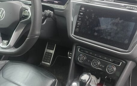 Volkswagen Tiguan II, 2017 год, 2 200 000 рублей, 9 фотография