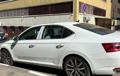 Skoda Superb III рестайлинг, 2025 год, 3 000 000 рублей, 5 фотография