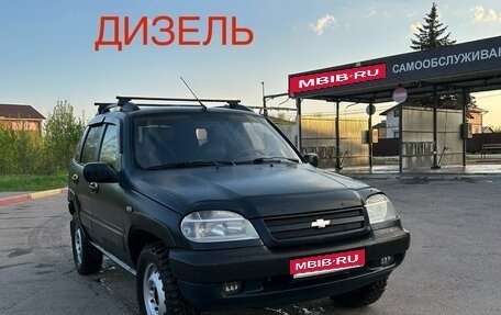 Chevrolet Niva I рестайлинг, 2004 год, 255 000 рублей, 1 фотография