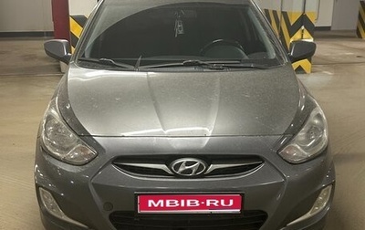 Hyundai Solaris II рестайлинг, 2011 год, 700 000 рублей, 1 фотография