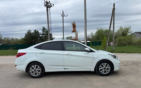 Hyundai Solaris II рестайлинг, 2012 год, 790 000 рублей, 2 фотография
