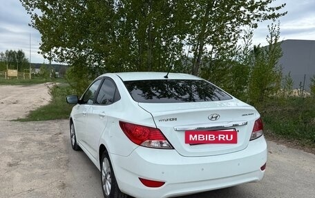 Hyundai Solaris II рестайлинг, 2012 год, 790 000 рублей, 3 фотография