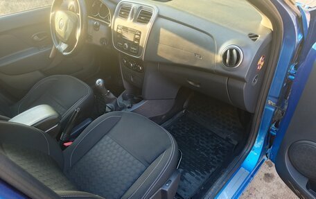 Renault Logan II, 2016 год, 620 000 рублей, 9 фотография