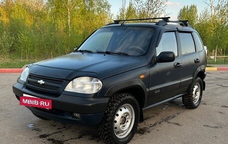 Chevrolet Niva I рестайлинг, 2004 год, 255 000 рублей, 2 фотография