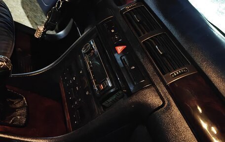 Audi A6, 1998 год, 300 000 рублей, 6 фотография