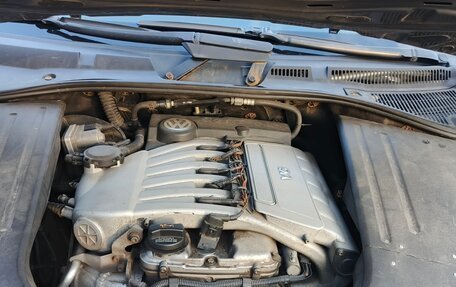 Volkswagen Touareg III, 2002 год, 800 000 рублей, 11 фотография