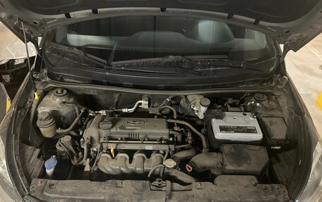 Hyundai Solaris II рестайлинг, 2011 год, 700 000 рублей, 8 фотография