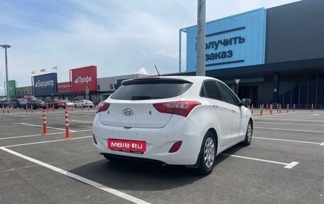 Hyundai i30 II рестайлинг, 2013 год, 850 000 рублей, 3 фотография