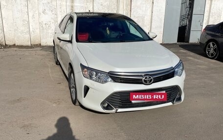 Toyota Camry, 2016 год, 2 150 000 рублей, 2 фотография