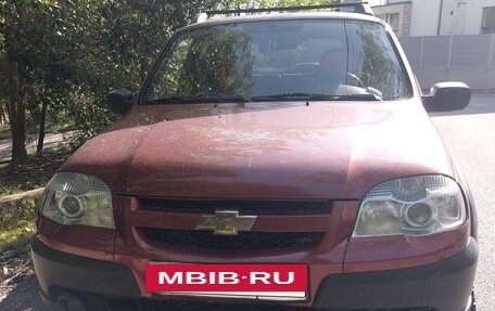 Chevrolet Niva I рестайлинг, 2011 год, 500 000 рублей, 4 фотография