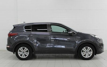 KIA Sportage IV рестайлинг, 2018 год, 1 980 000 рублей, 5 фотография