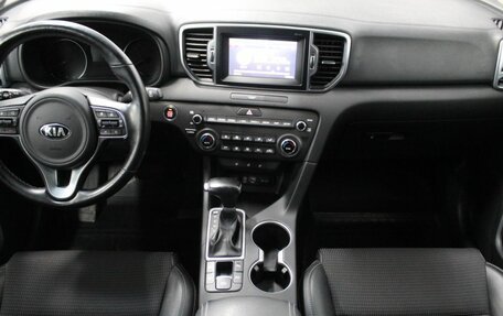 KIA Sportage IV рестайлинг, 2018 год, 1 980 000 рублей, 20 фотография