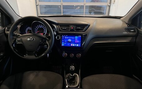 KIA Rio III рестайлинг, 2016 год, 865 000 рублей, 9 фотография