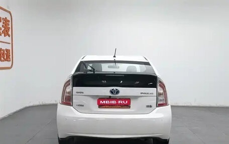 Toyota Prius, 2014 год, 1 161 900 рублей, 3 фотография