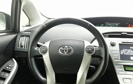 Toyota Prius, 2014 год, 1 161 900 рублей, 6 фотография