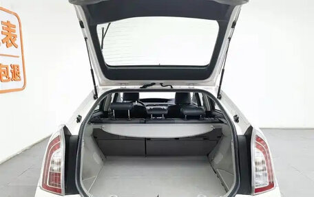 Toyota Prius, 2014 год, 1 161 900 рублей, 14 фотография