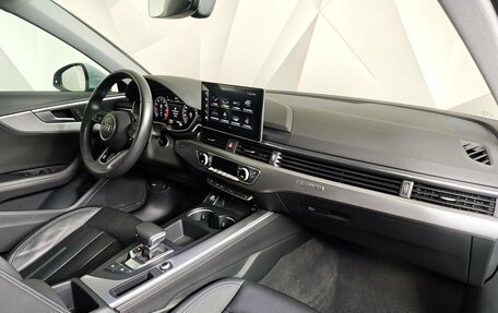 Audi A4, 2021 год, 4 100 000 рублей, 13 фотография