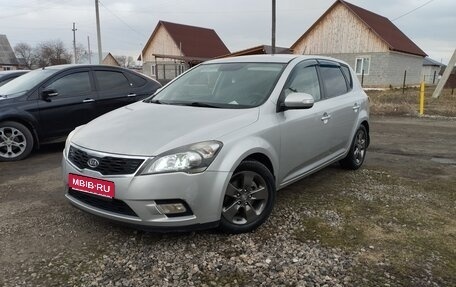 KIA cee'd I рестайлинг, 2010 год, 699 000 рублей, 1 фотография