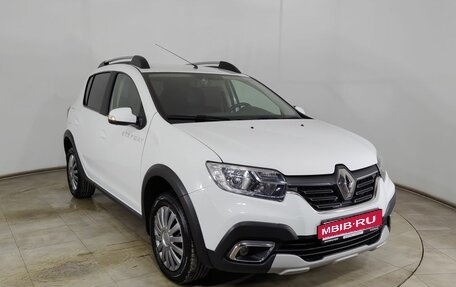 Renault Sandero II рестайлинг, 2019 год, 1 200 000 рублей, 1 фотография