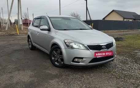 KIA cee'd I рестайлинг, 2010 год, 699 000 рублей, 2 фотография