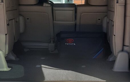 Toyota Land Cruiser 200, 2010 год, 3 500 000 рублей, 4 фотография