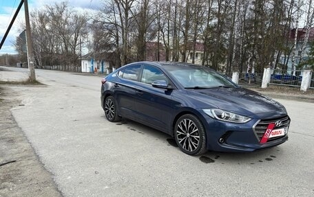 Hyundai Elantra VI рестайлинг, 2017 год, 1 600 000 рублей, 5 фотография